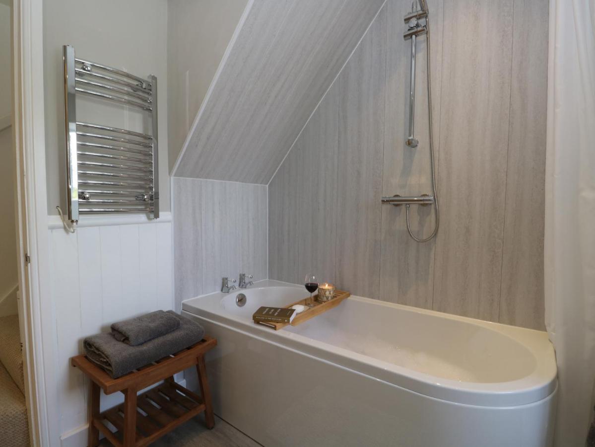 Sandacre Cottage Ulverston Eksteriør bilde